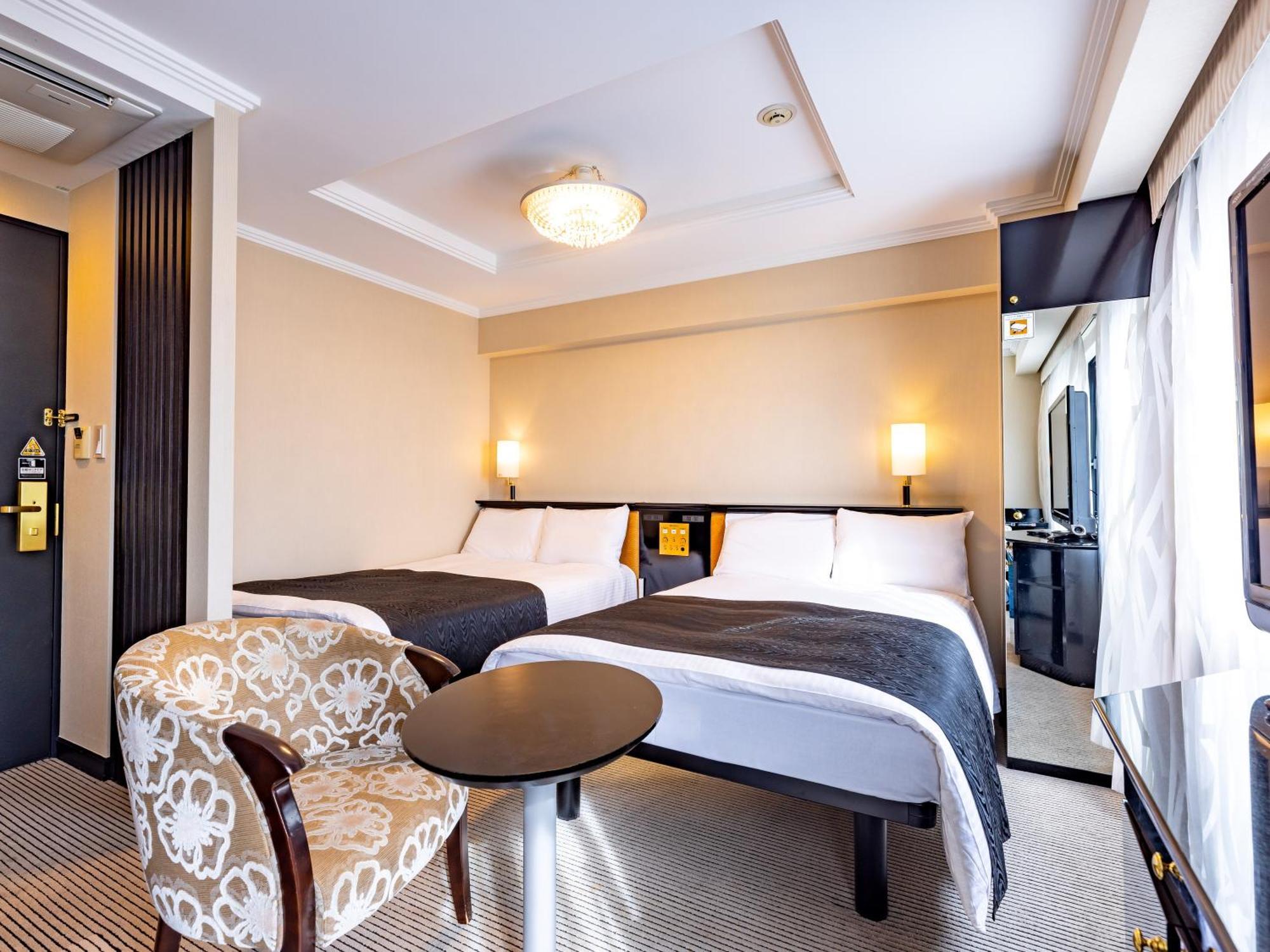 Apa Hotel Hatchobori Ekiminami Tokyo Bagian luar foto